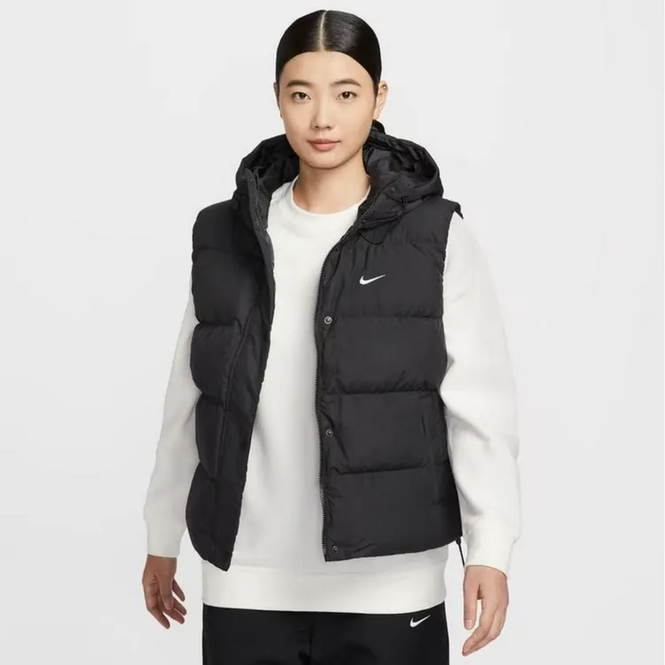 NIKE/耐克 女子运动时尚休闲保暖羽绒马甲外套IH1010-010