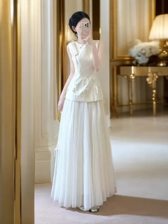 法式氛围感立体花无袖网纱长裙女夏新富家千金风掐腰礼服裙子套装