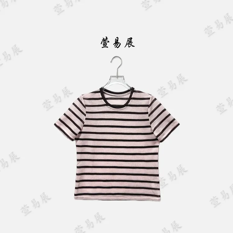 萱易展-“条纹织语”设计师剪裁撞色条纹休闲显瘦百搭上衣-YN527