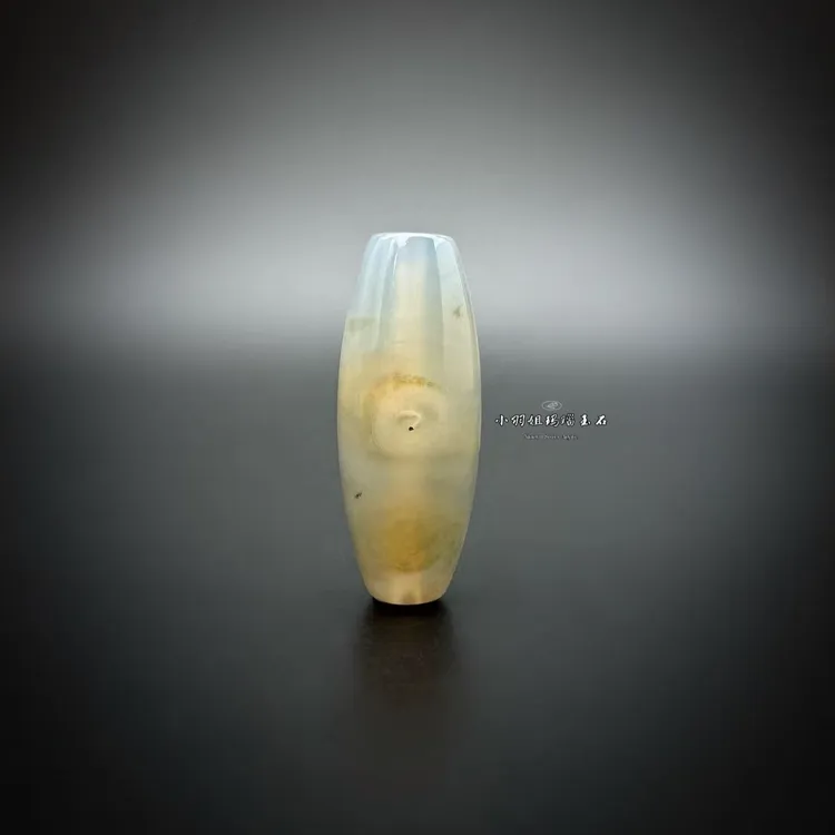 冰透通眼绿草玛瑙勒子 尺寸 37.5*14.8