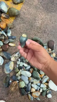 未镶嵌和田玉（糖玉）挂件和田玉