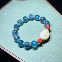 s1075-国风设计款翠青冰魄玛瑙圆珠手串-赠礼盒