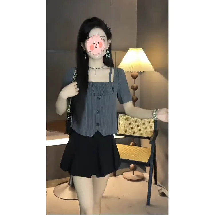 高级感洋气简约穿搭套装女时尚百搭条纹方领短袖衬衫短裙两件套