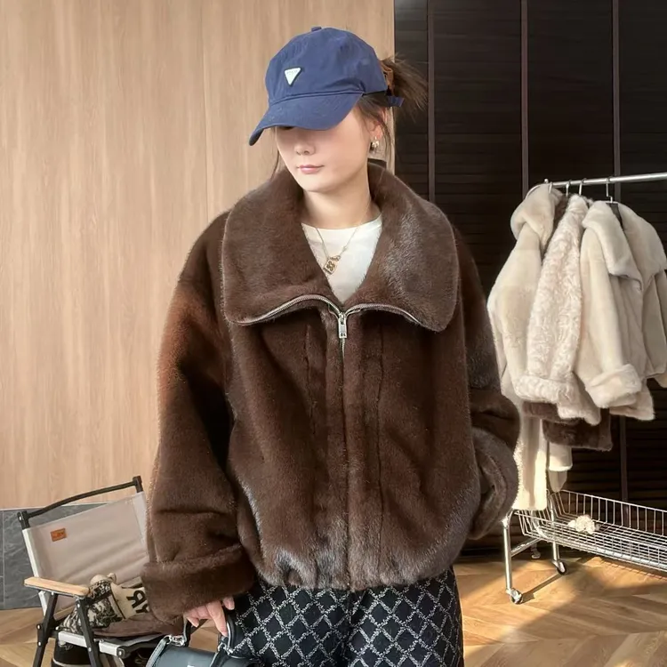 大大大翻领，翻袖欧貂绒外套