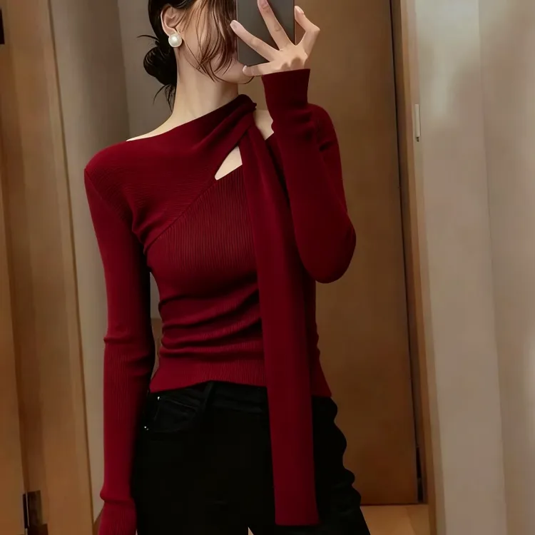 法式圣诞红色镂空飘带针织衫女秋冬设计感修身毛衣内搭打底衫上衣