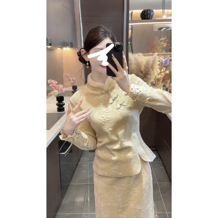 2025秋冬款新中式立领盘扣提花加绒两件套新年战袍巨好看国风套装