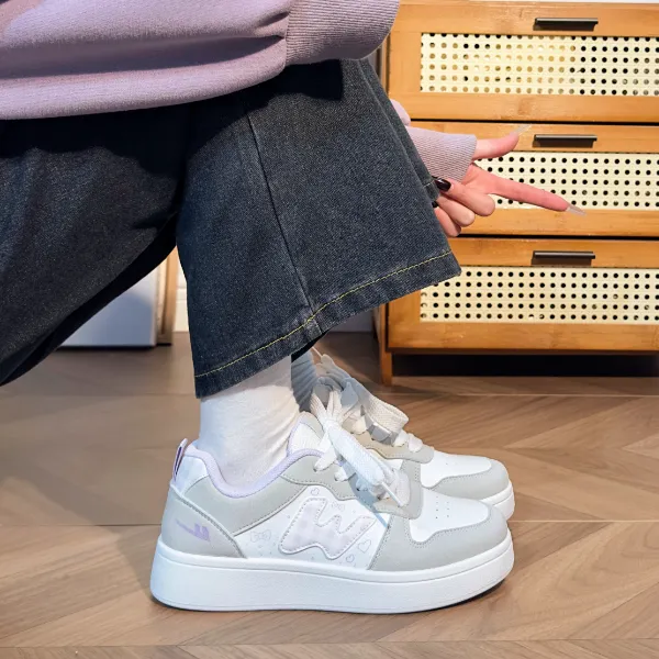 回力简约时尚小白鞋子女秋冬2026新款爆款小众设计百搭休闲板鞋潮