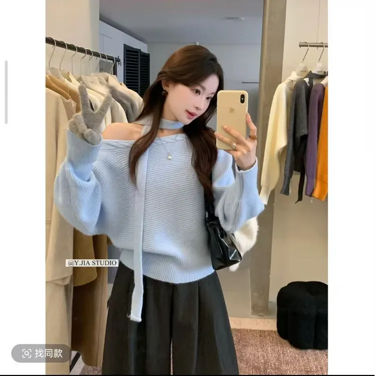 法式一字肩斜肩挂脖针织毛衣女秋冬宽松慵懒风露肩长袖针织衫上衣