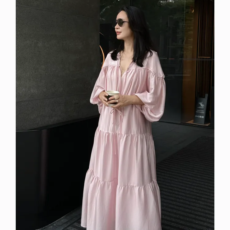 Roman 曼姐专属 慵懒风松弛感重工抽绳连衣裙