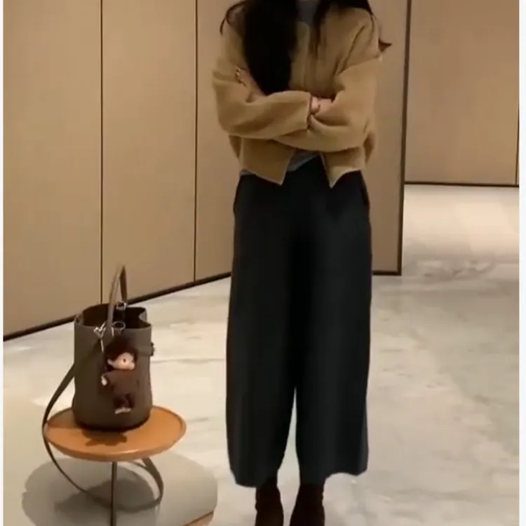 2025冬季新款潮流韩版爆款网红外套裤子0E01