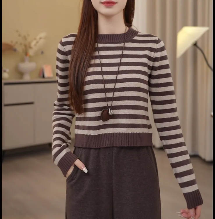 小个子简约韩版美拉德风时尚套头百搭秋季长袖针织衫