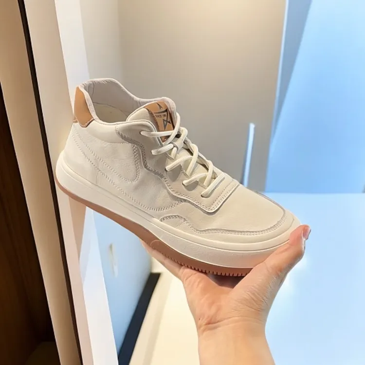 2025秋季新款头层牛皮休闲鞋真皮透气软底软面时尚百搭板鞋9089