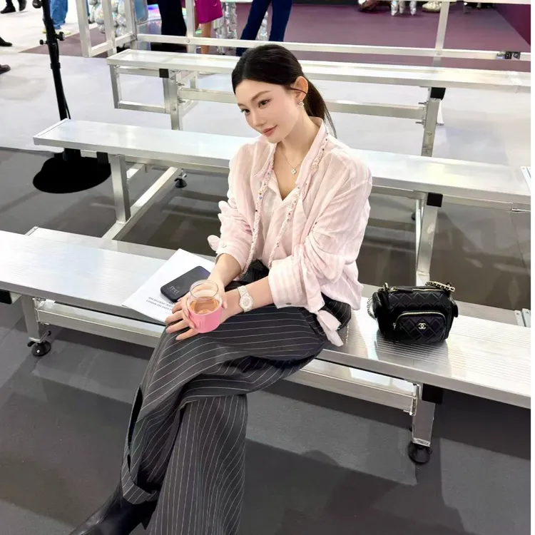 2025夏季新款时尚打底衬衫气质显瘦洋气休息百搭性感辣妹上衣外穿