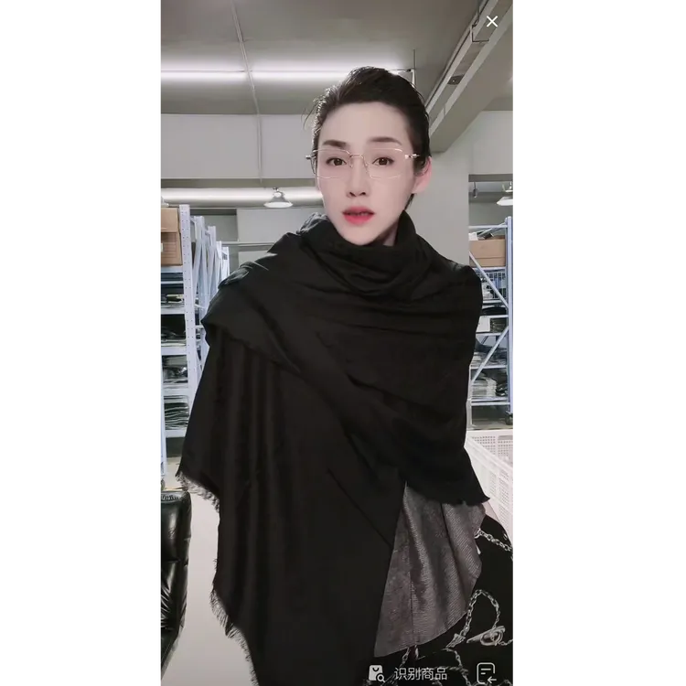 出口意大利的 超大块 三色围巾 花边 WJ0140