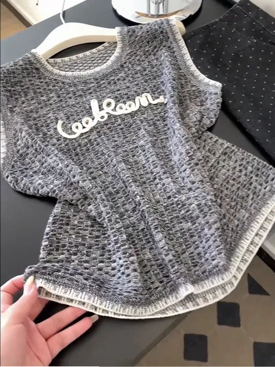 2025夏季新款圆领无袖针织背心麻刺绣字母马夹马甲薄款百搭女上衣