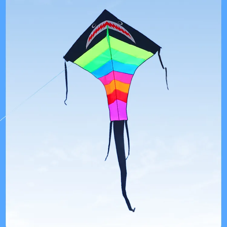 【潍坊青云风筝】伞布 彩虹大嘴鲨  螺旋树脂杆  拼接工艺 造型新颖