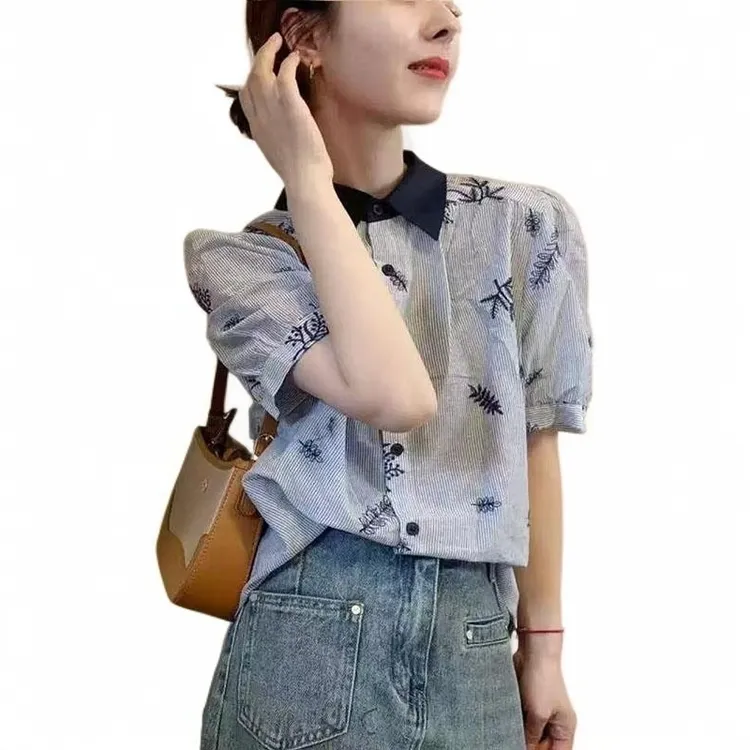 法式小翻领洋气时尚减龄衬衫女士2025夏季新款薄款泡泡袖条纹上衣