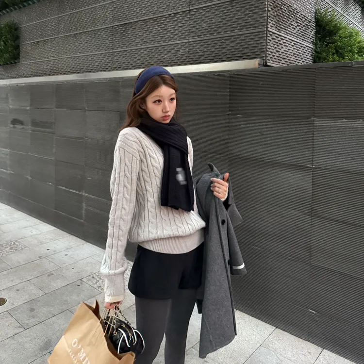 流苏麻花毛衣上衣时尚纯色厚款气质显瘦洋气休闲百搭短裤时尚套装