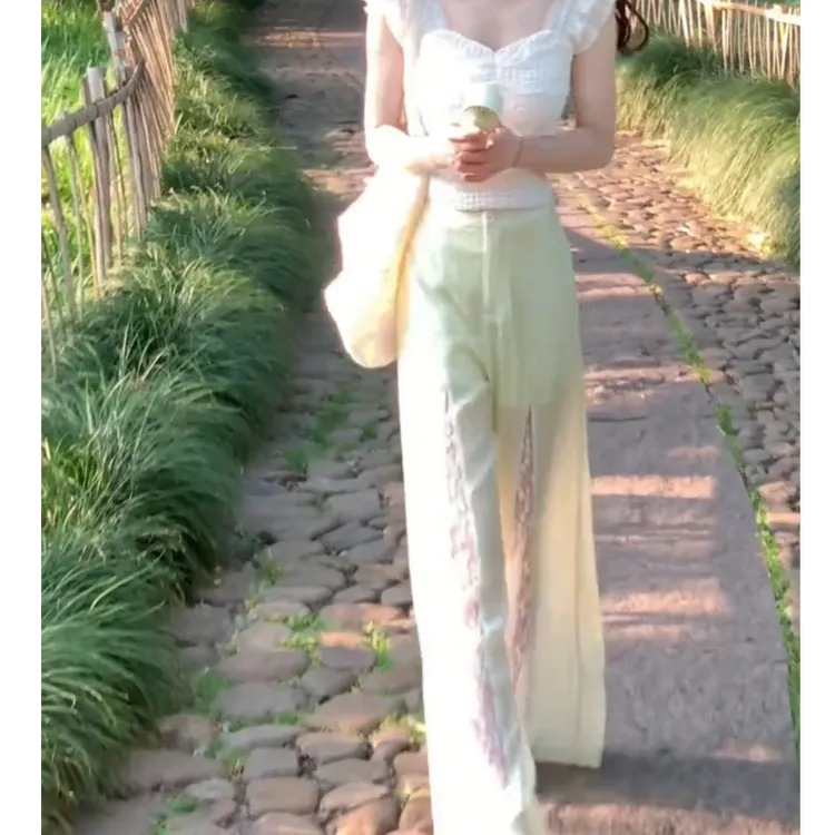 【现货】2025夏季新款时尚甜美设计感百搭休闲短款上衣裤子两件套