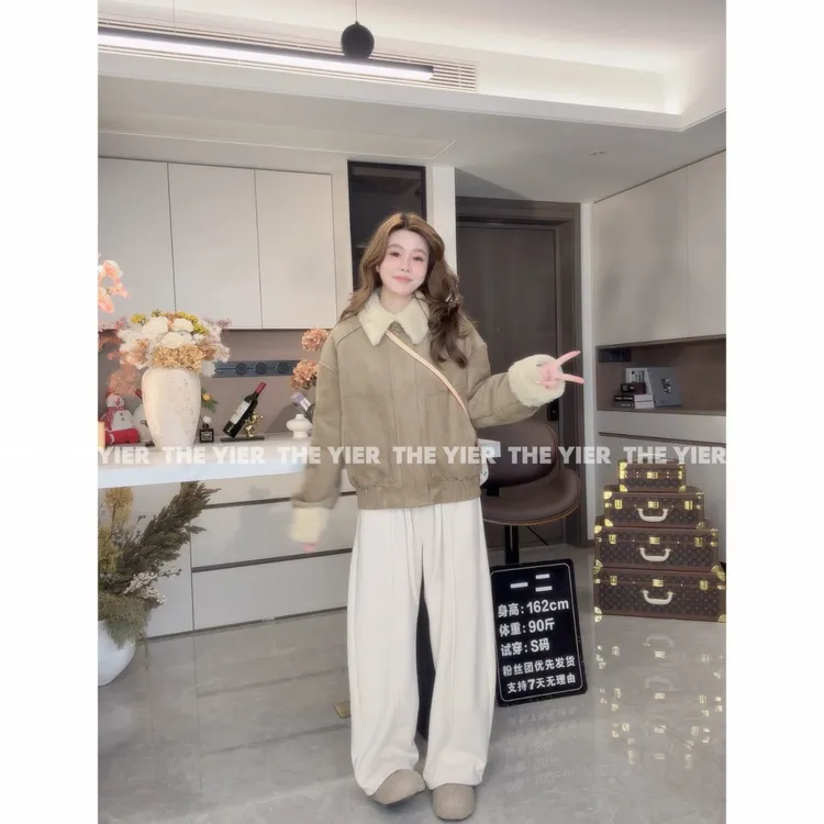 韩系复古皮毛一体短外套女2025冬季新款百搭显瘦休闲机车服夹克潮