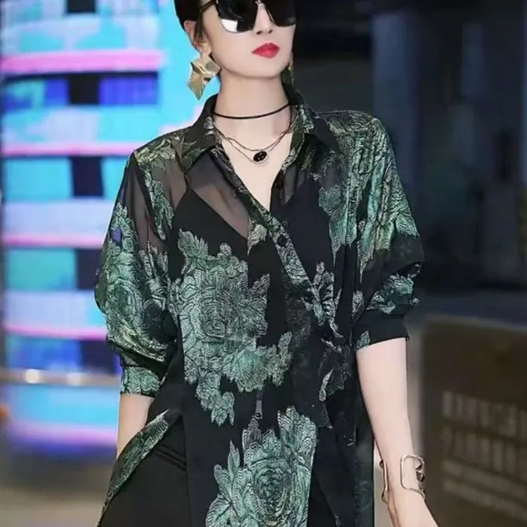高级设计感提花减龄显瘦衬衣夏季新款大码时尚不规则翻领衬衫上衣