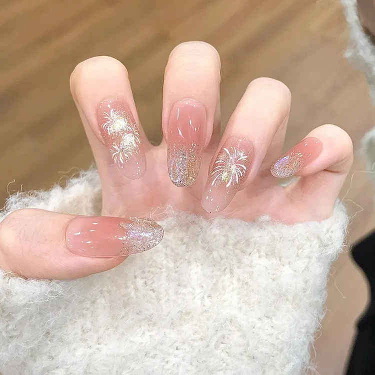 【烂漫烟火】秋冬裸色爆闪烟花猫眼美甲穿戴甲片中长款气质显白美甲