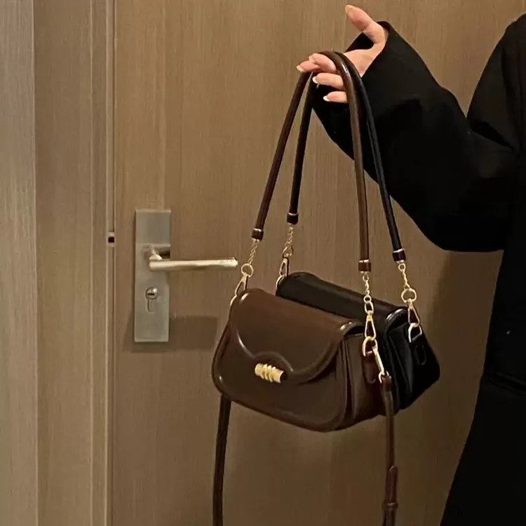 秋冬复古包包2025小众高级感单肩腋下包简约百搭手提马鞍包斜挎包