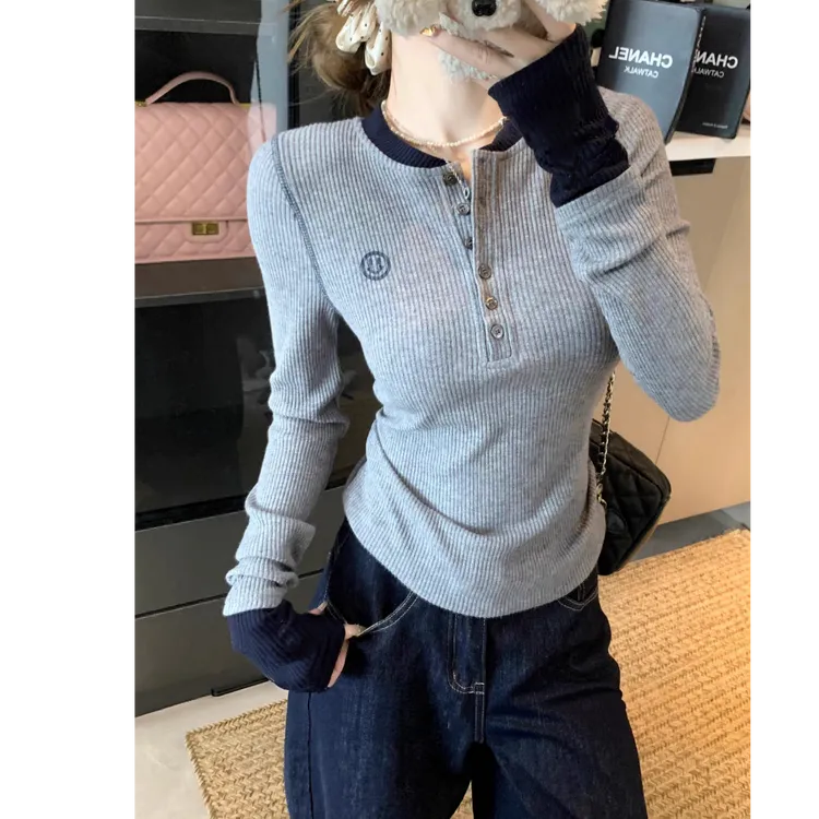 多巴胺撞色亨利领 加厚秋冬设计感印花质感抗条修身显瘦上衣