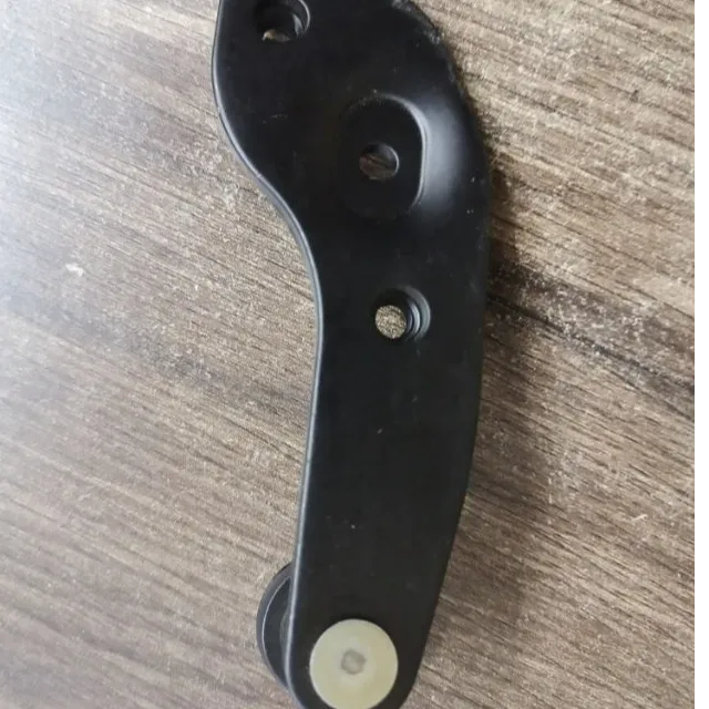 东风御风右中门滑轮上；