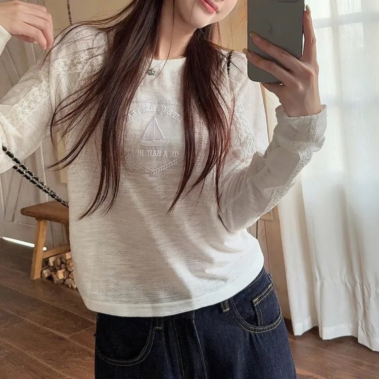 拼接花边蕾丝长袖女公主袖圆领设计感辣妹新品2025松弛感设计感