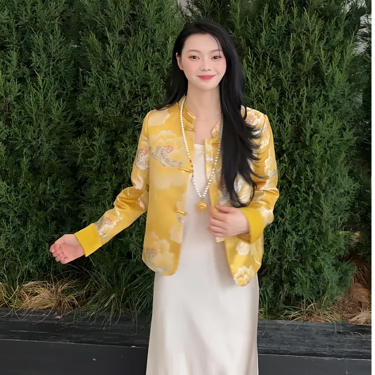 新中式国风短款外套女春秋新款雅气质短款提花刺绣立领外套