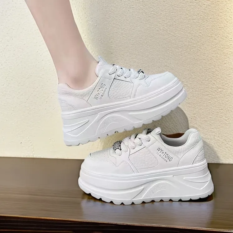 真皮厚底松糕底网红时尚小白鞋2025春款百搭增高女休闲轻底单皮鞋