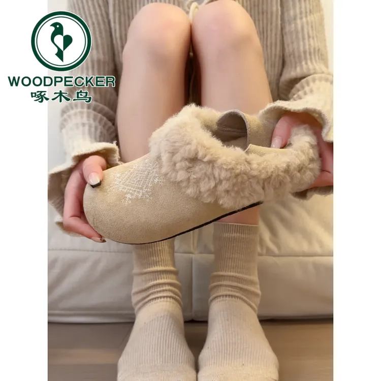 啄木鸟厚底加绒全包勃肯鞋女两穿毛毛鞋2025新款冬季加厚保暖棉鞋