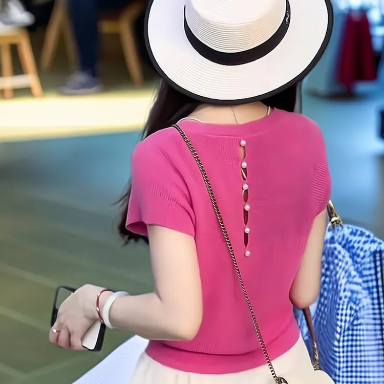 2025新款夏季设计感小众百搭减龄上衣女后背镂空薄款冰丝针织衫女