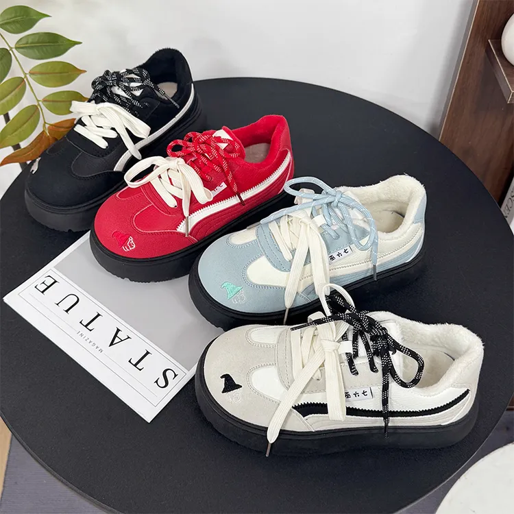 巫六七女鞋新款加绒保暖2025秋冬厚底阔腿裤必备百搭休闲学生板鞋