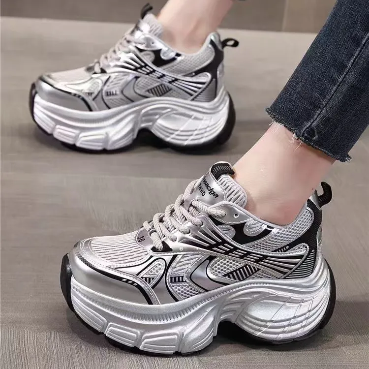 秋冬新款银色厚底增高运动鞋2025时尚百搭小个子老爹鞋潮流女鞋