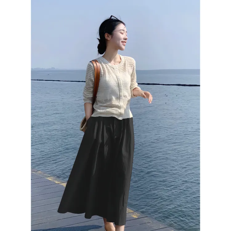 2025年早秋季针织长袖防晒镂空开衫法式休闲高腰半身裙小个子套装