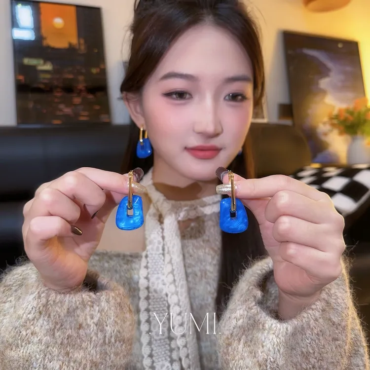 铜合金树脂耳饰 「深蓝幻梦」克莱因蓝耳环流苏ins清冷氛围感耳饰