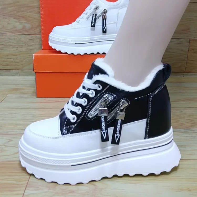 8cm内增高小白鞋女2025新款秋季爆款真皮女鞋子小个子松糕鞋厚底