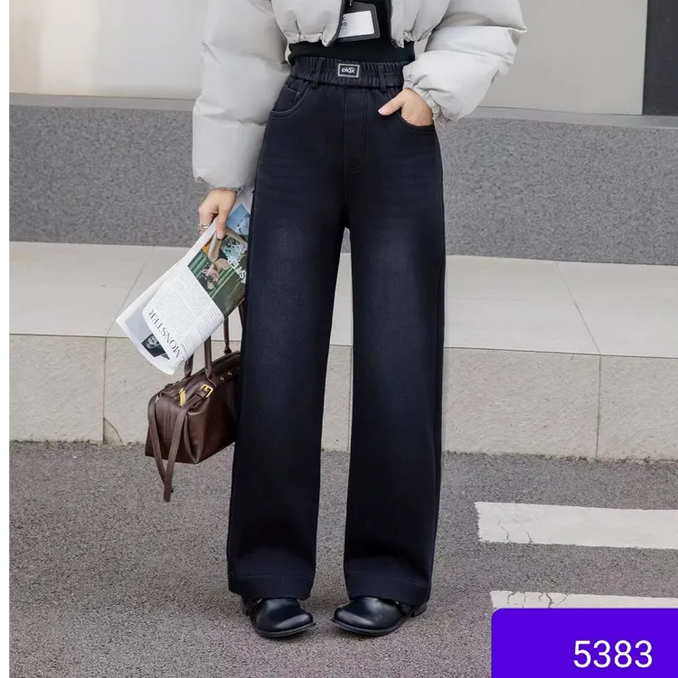 小施家韩版时尚设计松紧腰窄版直筒加绒牛仔裤5383