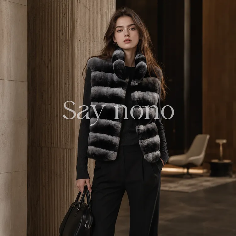 懒猫nono│Saynono轻奢优雅立领横排“龙猫兔”女皮草马甲GY62730BY