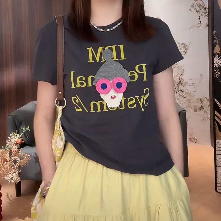 设计感时尚卡通百搭显瘦短袖T恤女2025夏季新款小众圆领通勤上衣