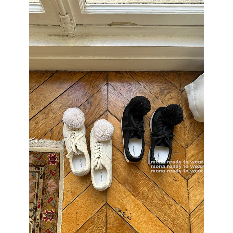 【Mona张绮贤】MONA 复古拼接设计黑白色运动鞋 O125P03921