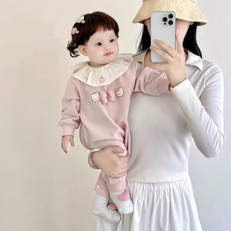 婴儿公主衣服小月龄早秋外出服洋气女宝宝秋装荷叶领粉色婴童哈衣