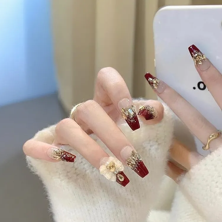 高级感红色闪钻美甲新年圣诞战甲纯手工穿戴甲美甲中长款秋冬显白