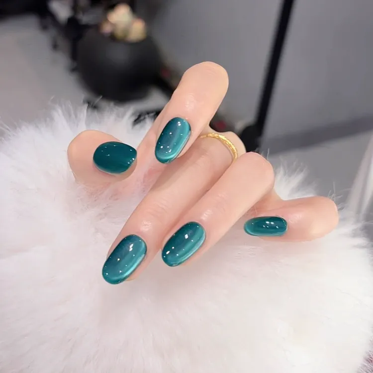 川美佳《绿宝石》显白高级美甲高级感中长款湖水绿纯手工穿戴甲