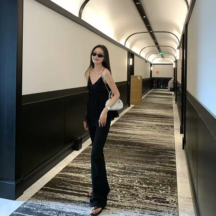 休闲套装黑色辣妹修身吊带背心女夏季新款高腰直筒喇叭长裤两件套