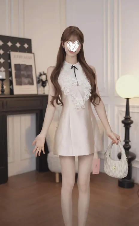赵露思同款蕾丝刺绣花边无袖连衣裙子女装新款收腰显瘦a字短裙潮