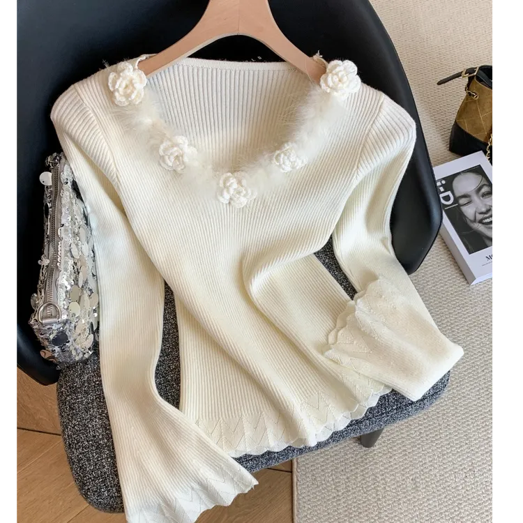 法式立体花朵拼接V领毛衣女冬季新款别致镂空勾花针织衫慵懒上衣
