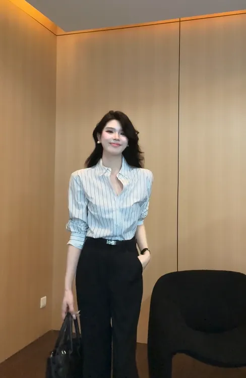 【素空星玥】高级感时尚气质百搭显瘦条纹长袖衬衫0925款（不含腰带）